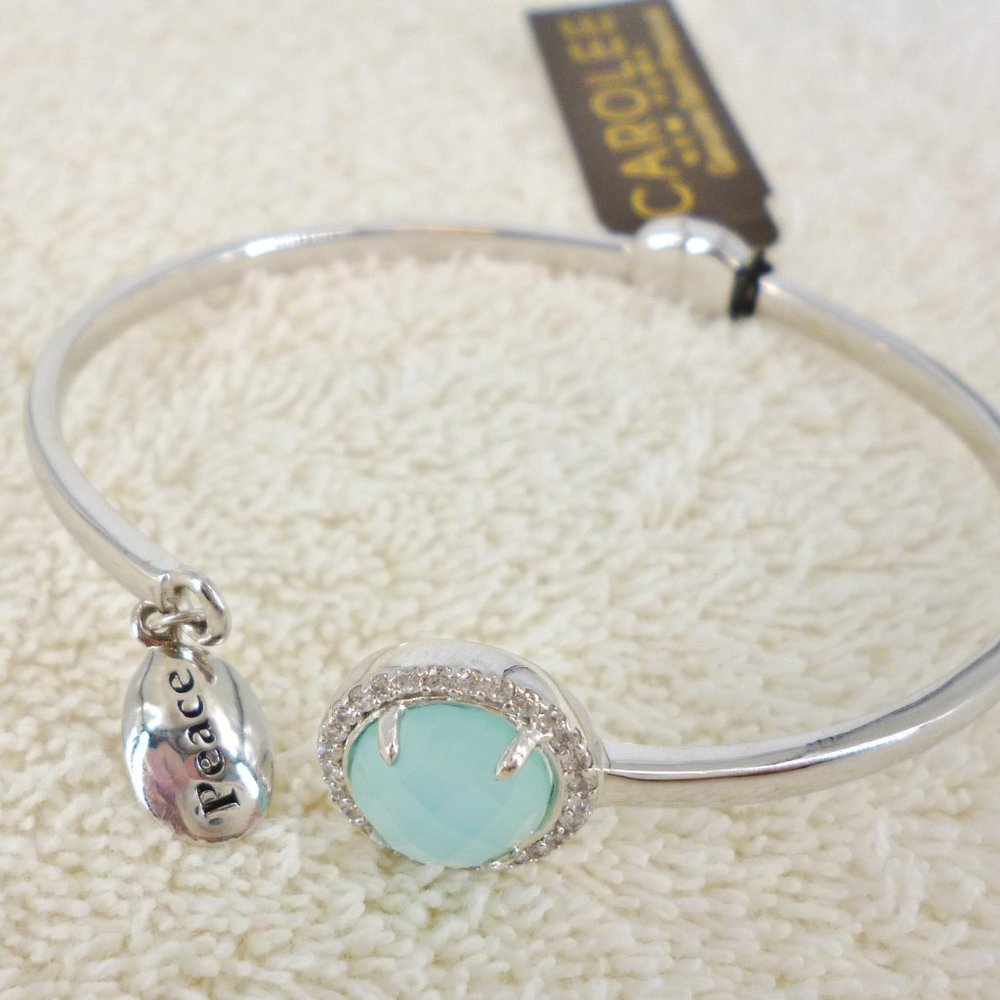 Carolee Bracelet Green Gemstone Peace Silver Plate Hinged 2.5" NWT Orig $75 M491